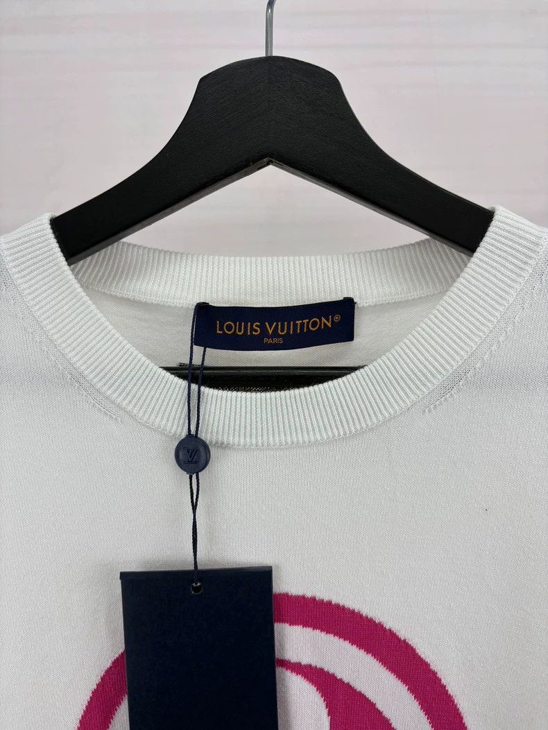 Louis Vuitton Louis Vuitton Valentine's Limited Edition Short Sleeve Size US L / EU 52-54 / 3 - 4 Thumbnail
