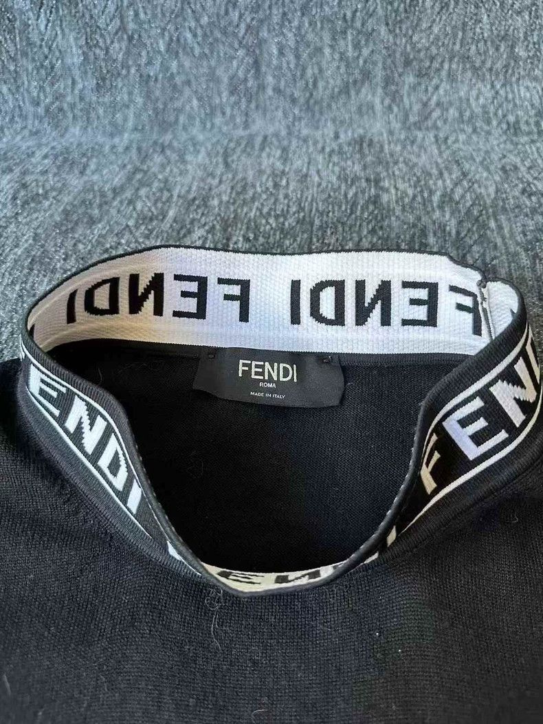 Fendi Fendi Logo Knit Sweater Size US XXL / EU 58 / 5 - 2 Thumbnail