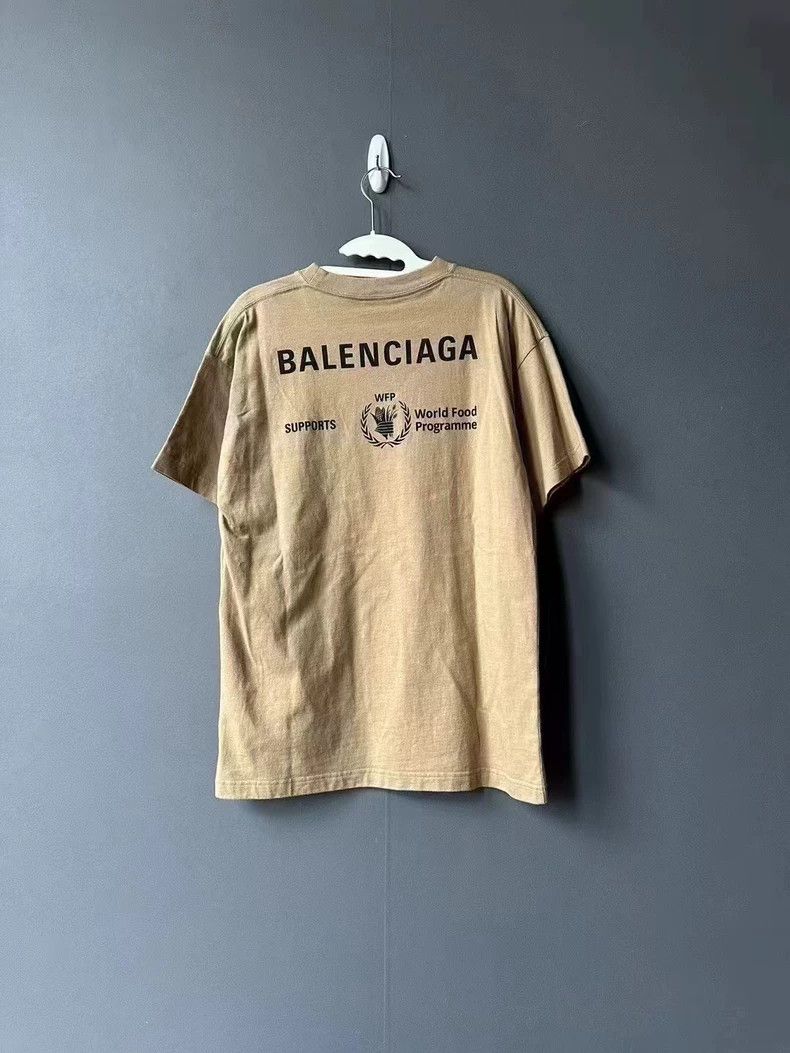 Balenciaga Balenciaga Charity Short Sleeve T-Shirt Size US S / EU 44-46 / 1 - 2 Thumbnail