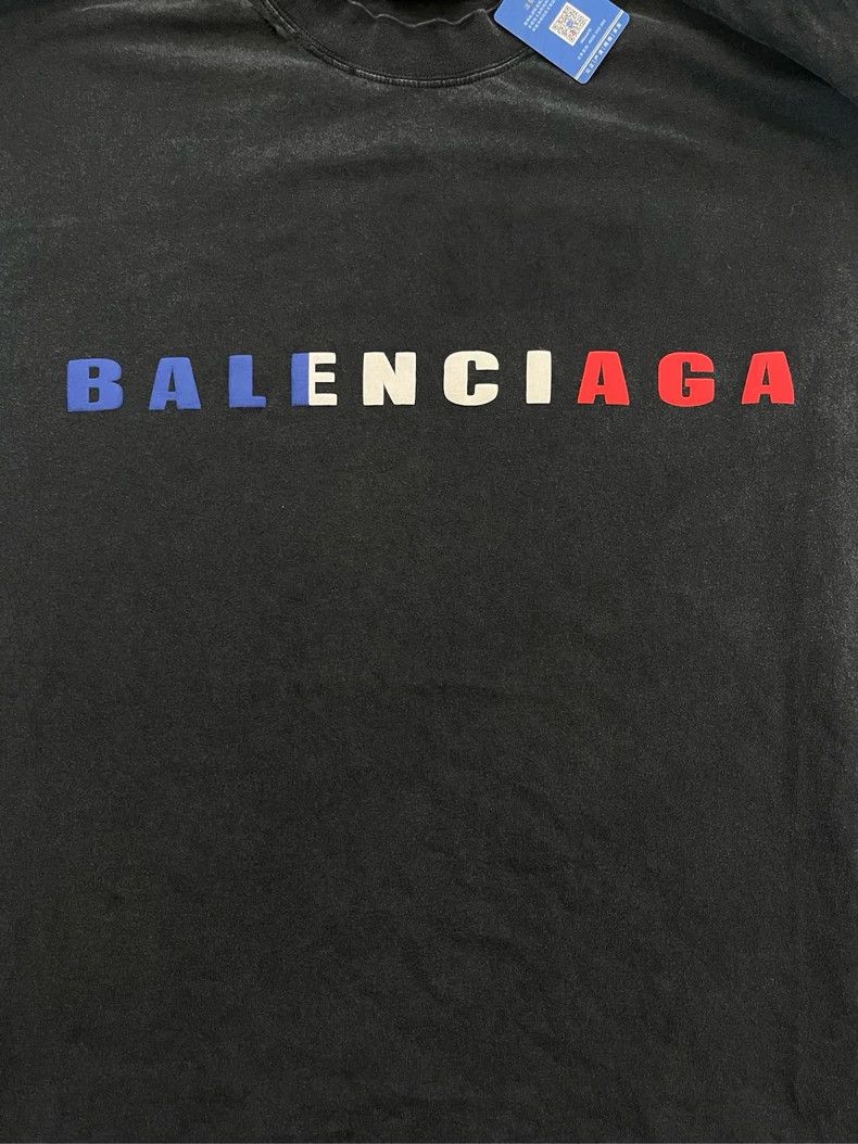 Balenciaga Balenciaga Solid Color Round Neck T-Shirt Size US M / EU 48-50 / 2 - 4 Thumbnail