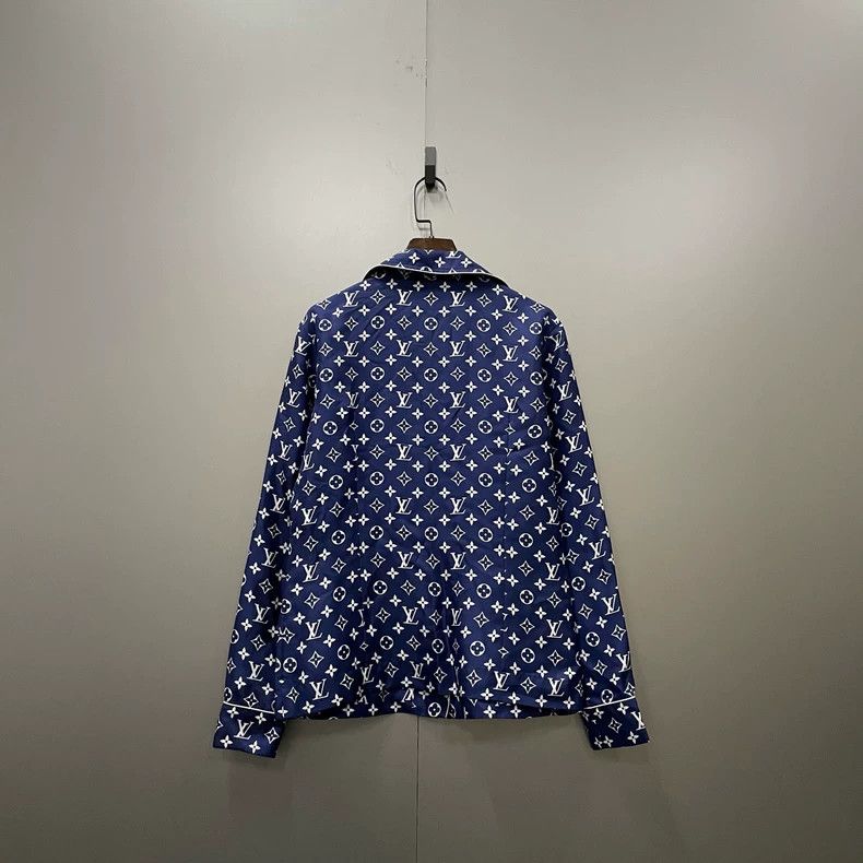 Louis Vuitton Louis Vuitton Full Print Silk Shirt Size US S / EU 44-46 / 1 - 2 Thumbnail