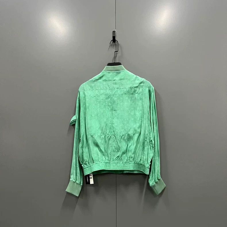 Louis Vuitton Louis Vuitton Light Green Printed Jacket Size US XS / EU 42 / 0 - 2 Thumbnail