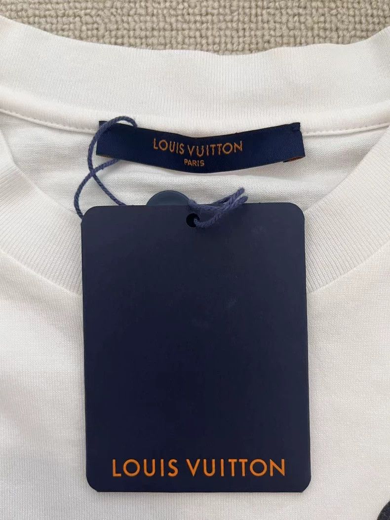 Louis Vuitton Louis Vuitton Short Sleeve T-Shirt for Men Size US XS / EU 42 / 0 - 4 Thumbnail