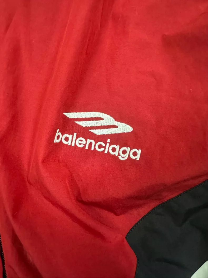 Balenciaga Balenciaga Summer Off Shoulder Red White Jacket Size US S / EU 44-46 / 1 - 5 Thumbnail