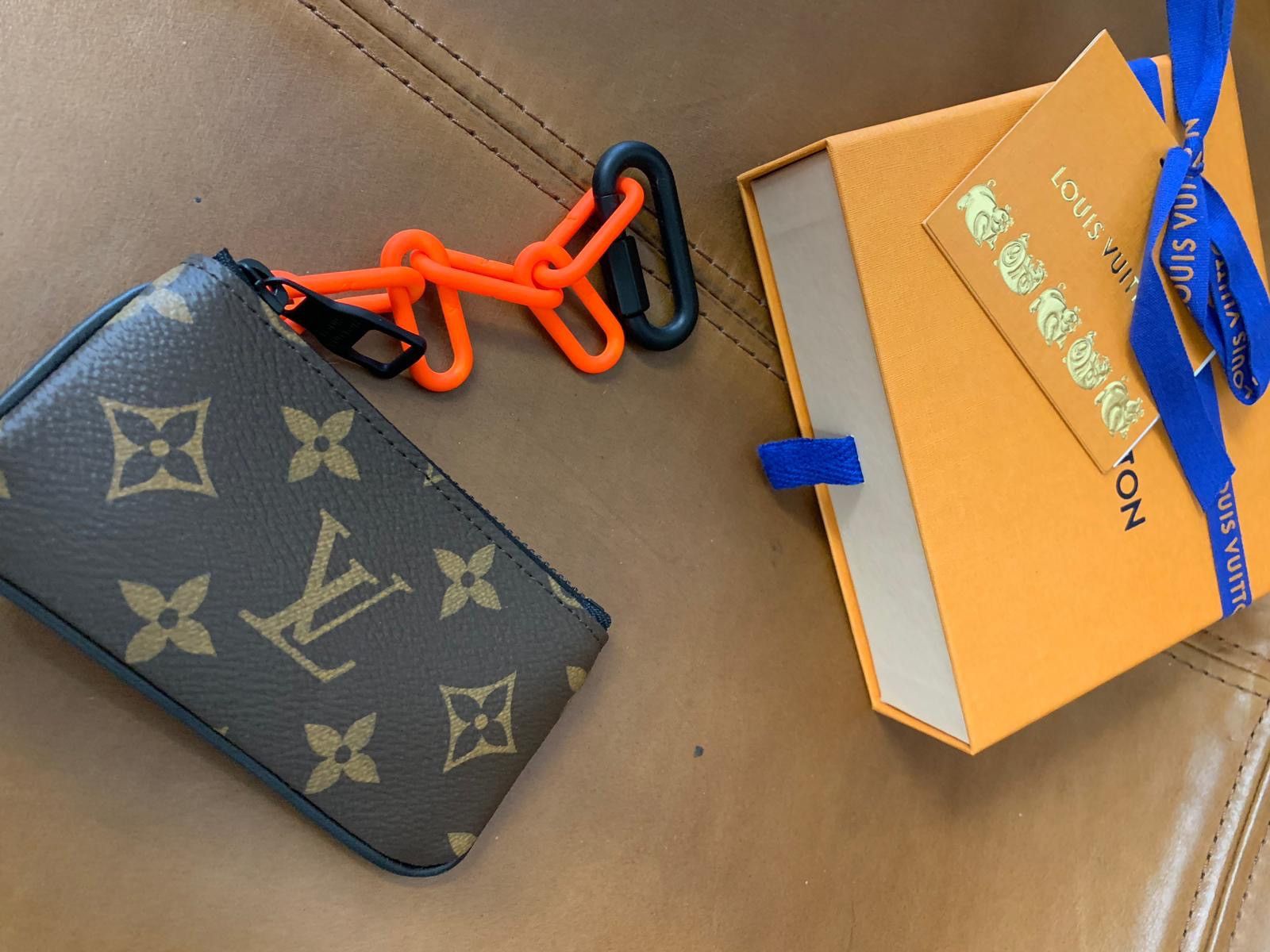 Lv virgil coin pouch hotsell