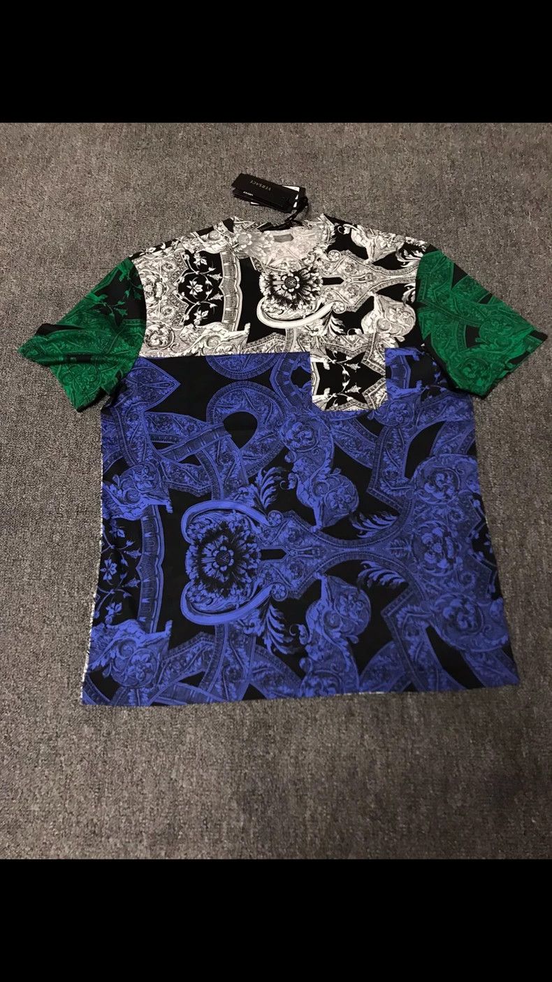 Versace Versace Short Sleeve T-Shirt with Baroque Design Size US L / EU 52-54 / 3 - 3 Thumbnail