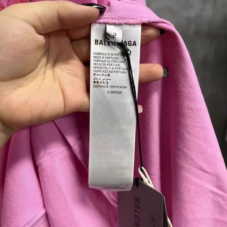 Balenciaga Balenciaga Pink Graphic Print T-Shirt Size US S / EU 44-46 / 1 - 4 Thumbnail