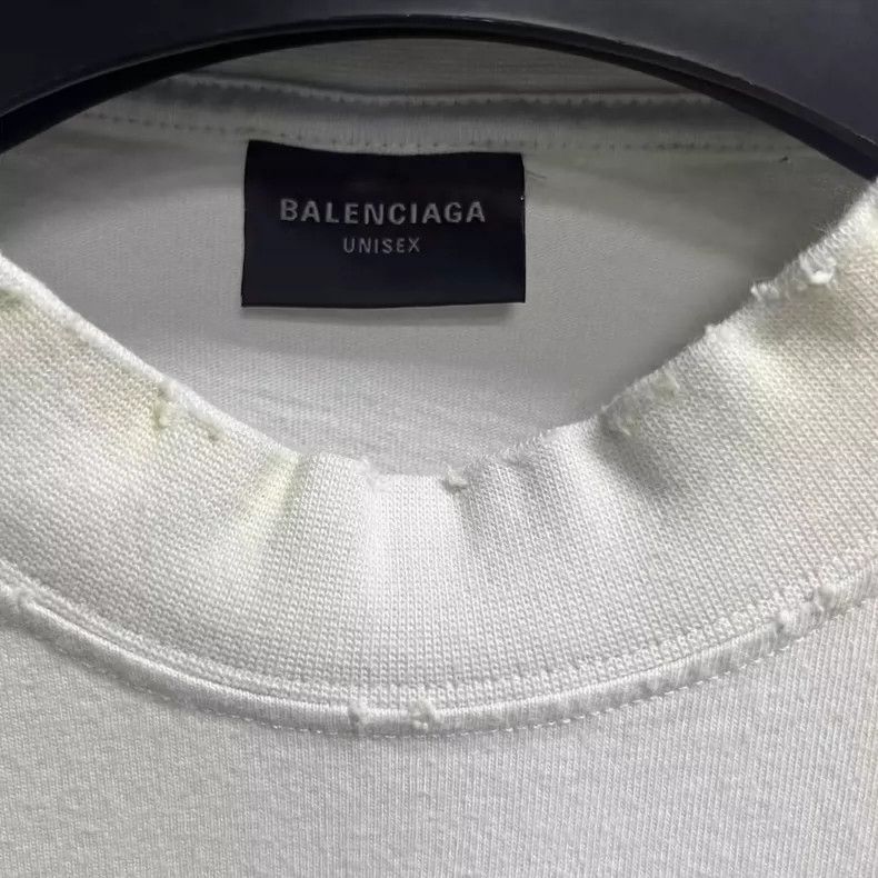Balenciaga Balenciaga Beige Letter Embroidered Short Sleeve T-shirt Size US M / EU 48-50 / 2 - 3 Thumbnail