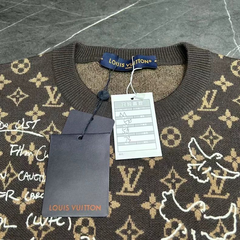 Louis Vuitton Louis Vuitton Graffiti Box Sweater M Size Size US M / EU 48-50 / 2 - 4 Thumbnail