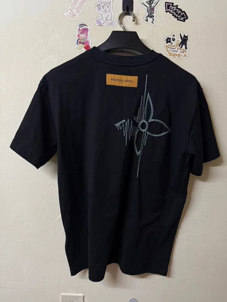 Louis Vuitton Louis Vuitton Black Short Sleeve T-Shirt Size US M / EU 48-50 / 2 - 2 Thumbnail