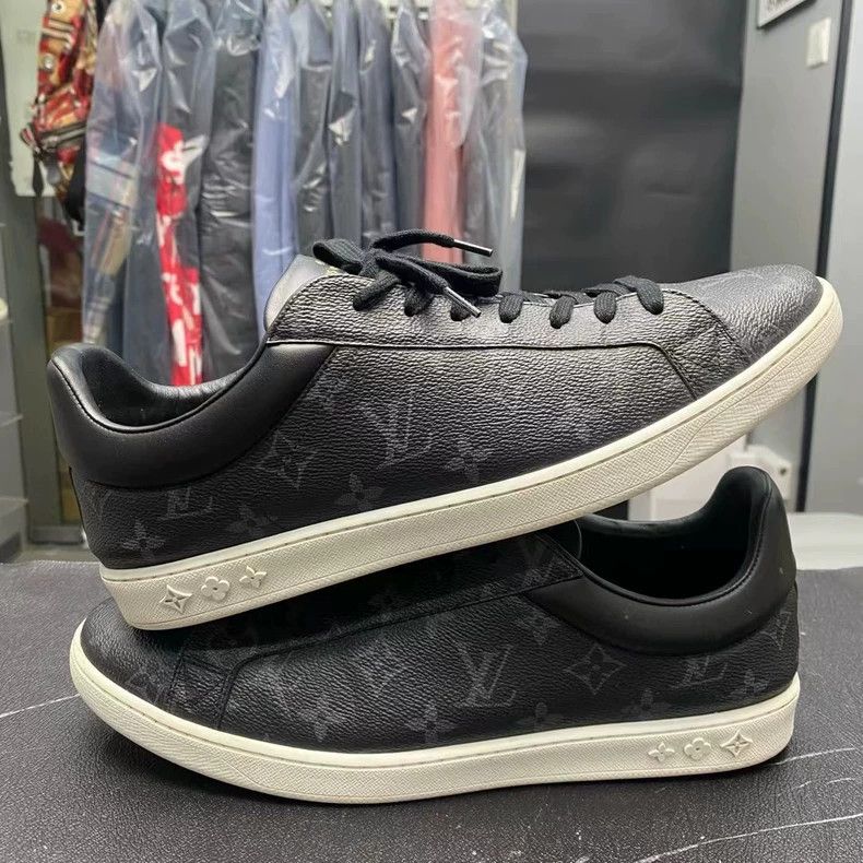 Louis Vuitton LOUIS VUITTON Luxembourg Black Sneakers Size 44 Size US 10 / EU 43 - 6 Thumbnail