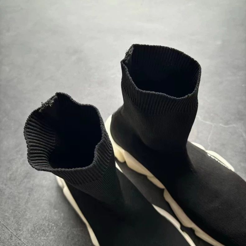 Balenciaga Balenciaga Black and White Sock Sneakers Size US 7 / EU 40 - 7 Thumbnail