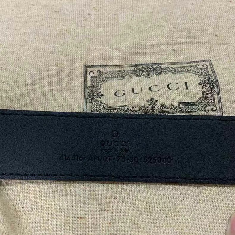 Gucci New Gucci Black Leather Belt with Gold Buckle Size ONE SIZE - 2 Thumbnail