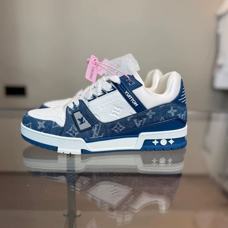 Louis Vuitton LV Louis Vuitton Trainer Sneakers Size UK8 Size US 9 / EU 42 - 3 Thumbnail