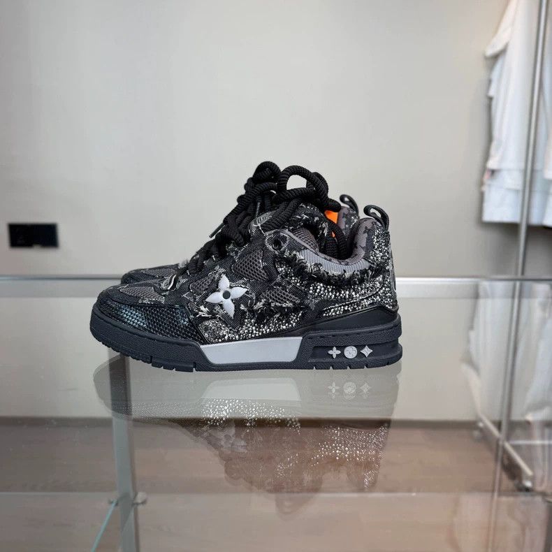 Louis Vuitton Louis Vuitton LV SKATE Black Gray Sneakers Size US 7 / EU 40 - 3 Thumbnail