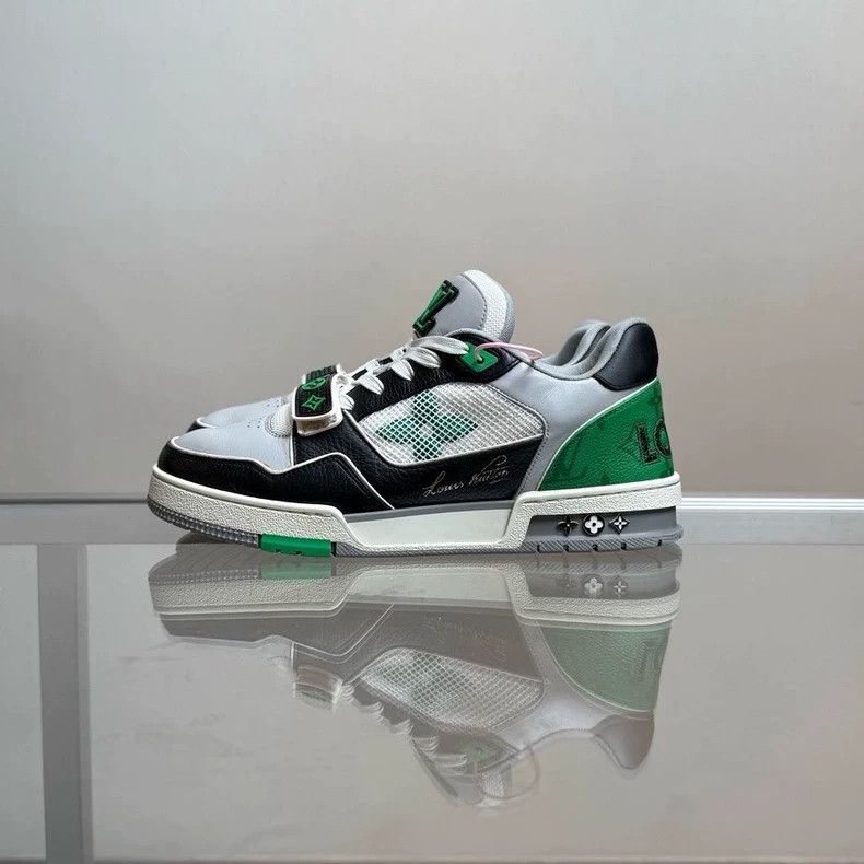 Louis Vuitton Louis Vuitton Lv Trainer Black Green Sneakers Size US 8 / EU 41 - 2 Thumbnail