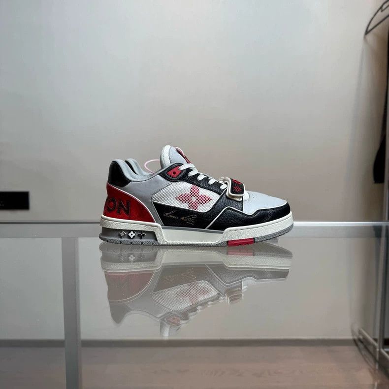 Louis Vuitton Louis Vuitton LV Trainer Black Red Sneakers Size US 8 / EU 41 - 3 Thumbnail