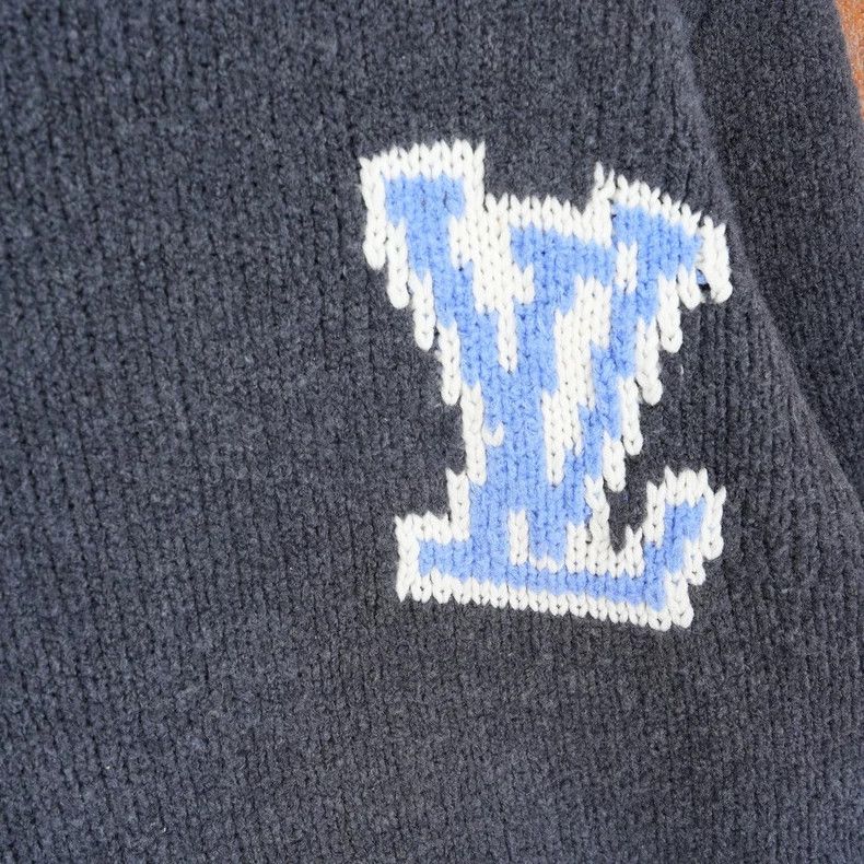 Louis Vuitton Louis Vuitton Gray Ski Series Sweater Size US L / EU 52-54 / 3 - 3 Thumbnail