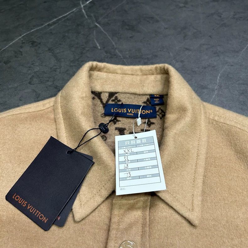 Louis Vuitton Louis Vuitton Beige Alpaca Wool Button-Up Jacket Size US XXL / EU 58 / 5 - 3 Thumbnail