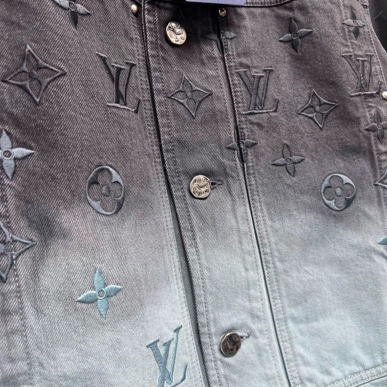 Louis Vuitton Louis Vuitton Gradient Denim Jacket Size 46 Size US L / EU 52-54 / 3 - 5 Thumbnail