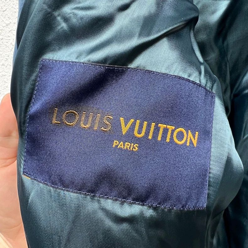 Louis Vuitton Louis Vuitton Lettering Embroidered Baseball Jacket Size US L / EU 52-54 / 3 - 3 Thumbnail