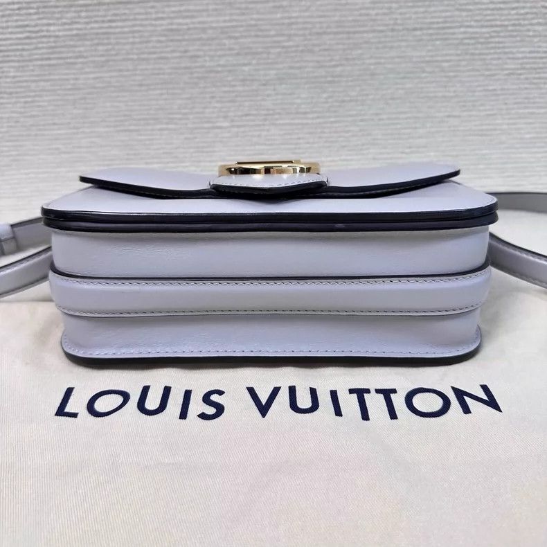 Louis Vuitton New LV Pont9 Gray Calfskin Shoulder Bag Size ONE SIZE - 4 Thumbnail