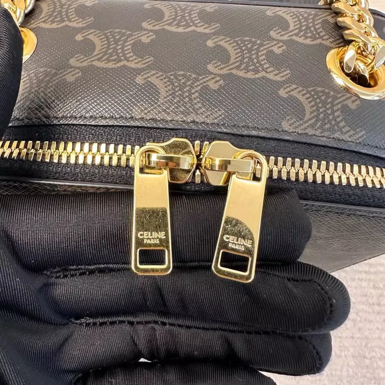 Celine CELINE Vintage Chain Box Crossbody Bag Size ONE SIZE - 5 Thumbnail