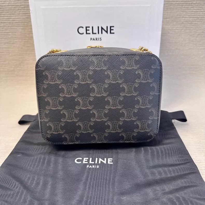 Celine CELINE Vintage Chain Box Crossbody Bag Size ONE SIZE - 2 Thumbnail