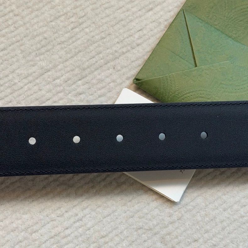 Gucci Gucci Black Leather Belt with Gold Buckle Size ONE SIZE - 4 Thumbnail