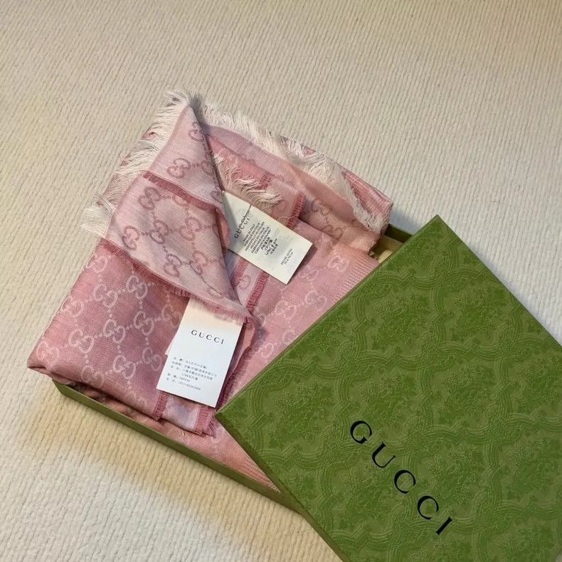 Gucci Gucci Pink Double G Print Wool Shawl Size ONE SIZE - 2 Thumbnail