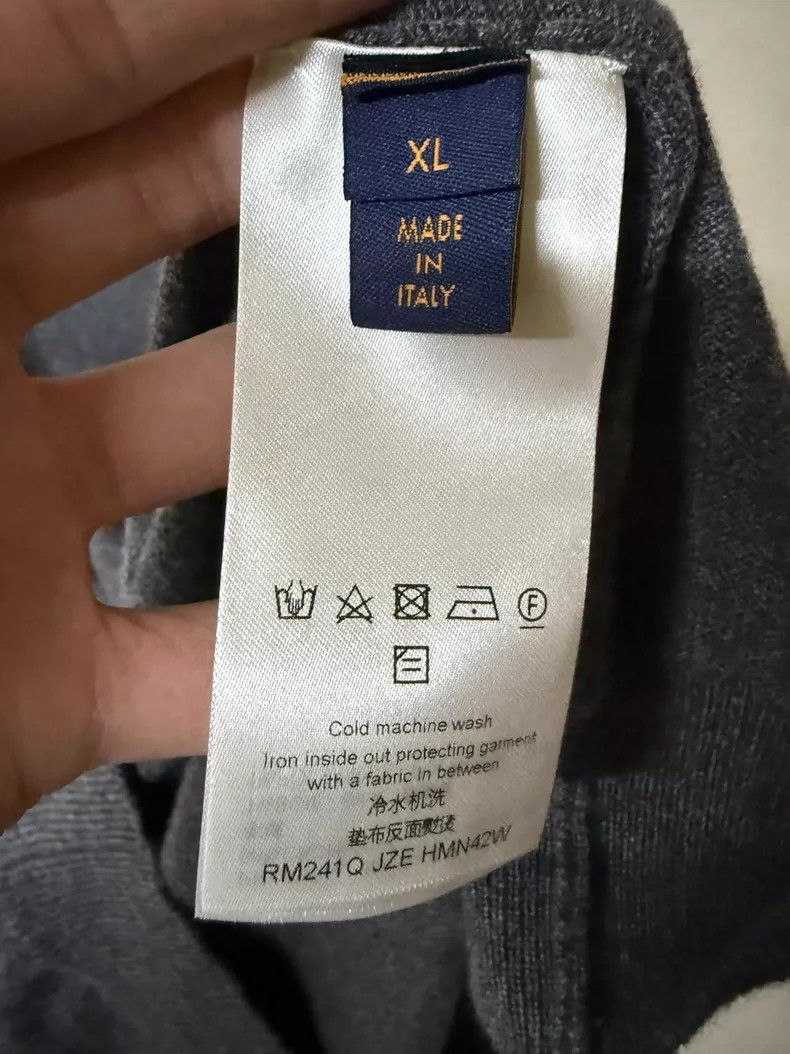 Louis Vuitton Gray Cashmere Hooded Sweatshirt with Logo Size US XL / EU 56 / 4 - 6 Thumbnail
