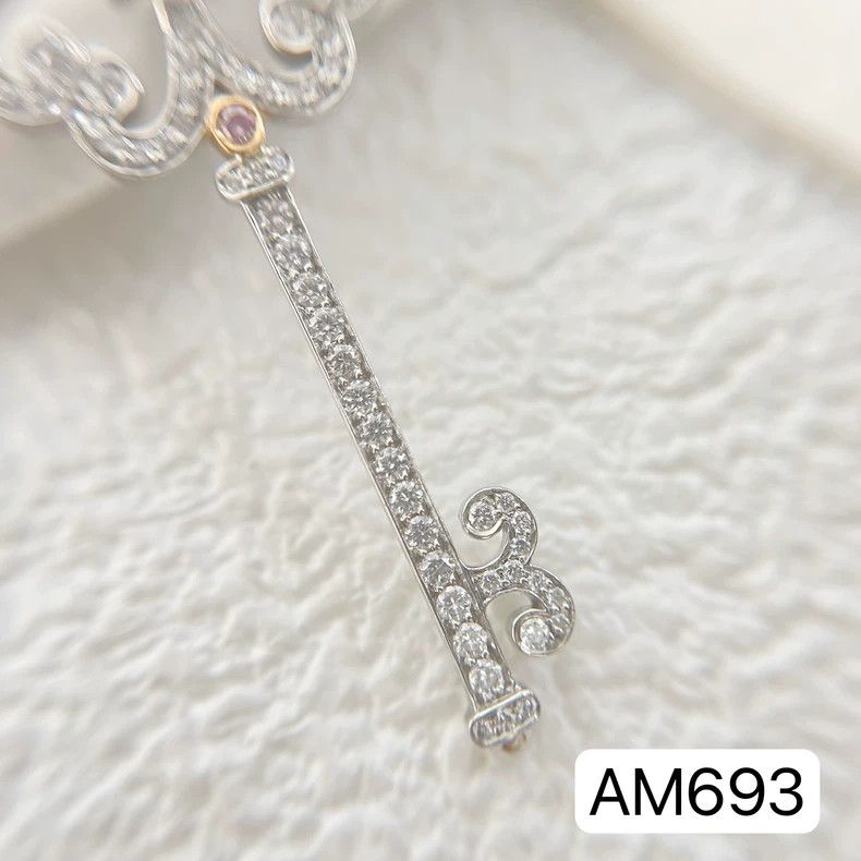 Tiffany & Co. Tiffany Large Key Necklace with Diamonds Size ONE SIZE - 9 Thumbnail