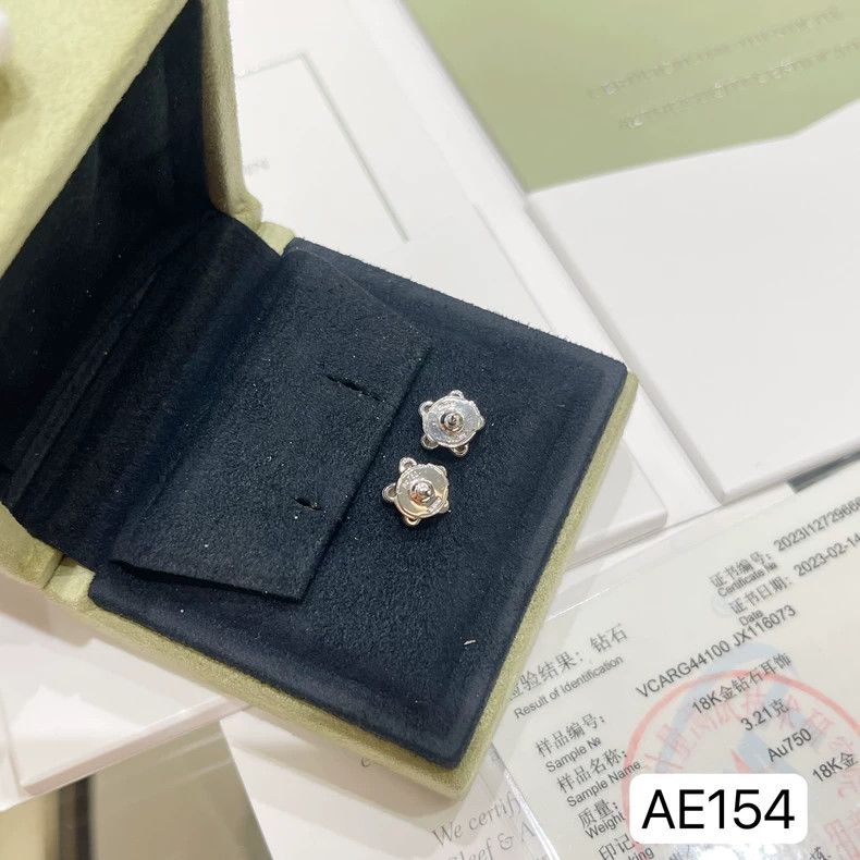 Cartier VCA Diamond Stud Earrings in Platinum Size ONE SIZE - 7 Thumbnail