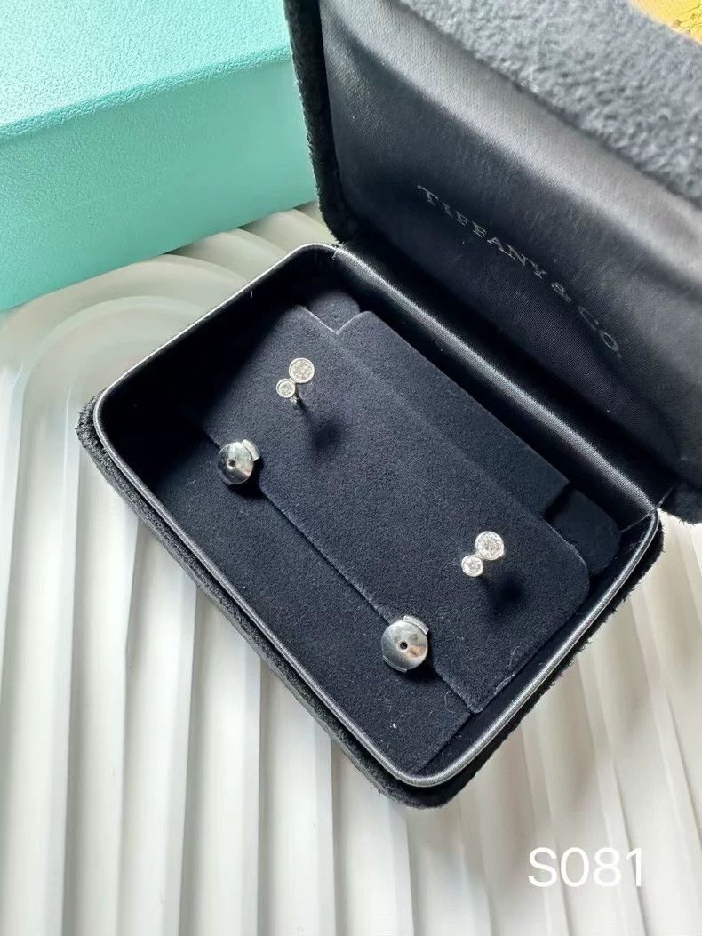 Tiffany & Co. Tiffany Platinum Diamond Stud Earrings Size ONE SIZE - 2 Thumbnail