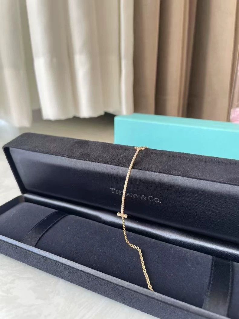 Tiffany & Co. Tiffany & Co. Rose Gold Smile Bracelet Size ONE SIZE - 5 Thumbnail