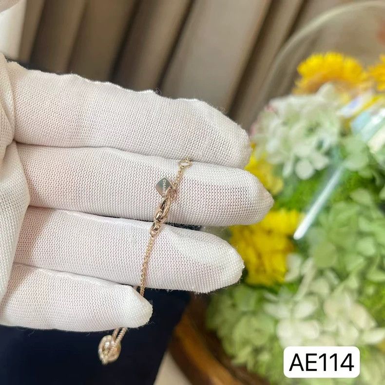 Chanel Chanel Coco Crush Diamond Bracelet Size ONE SIZE - 7 Thumbnail