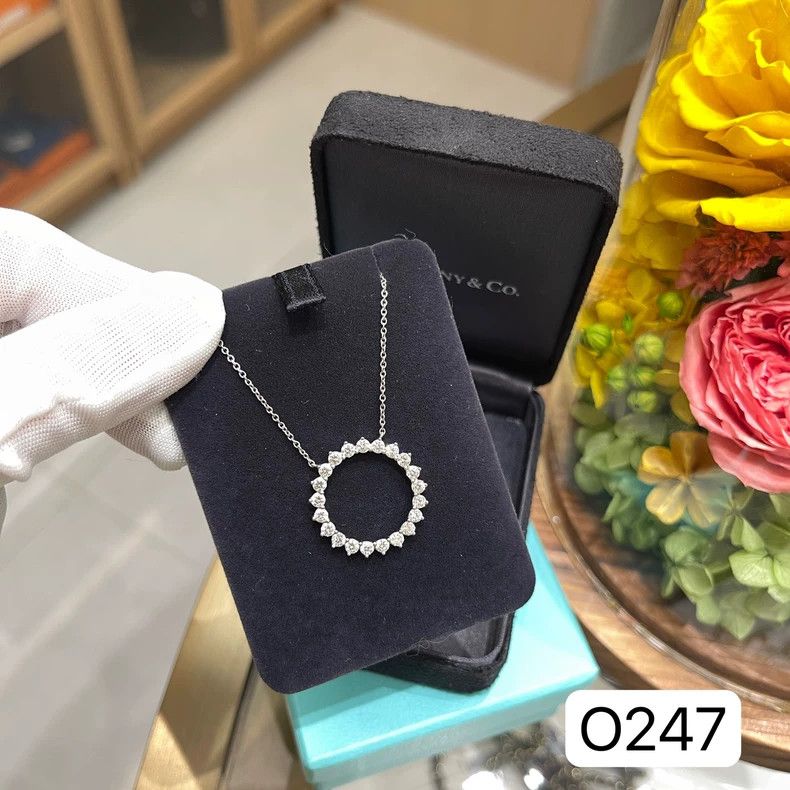 Tiffany & Co. Tiffany Hollow Circle Diamond Necklace Size ONE SIZE - 3 Thumbnail