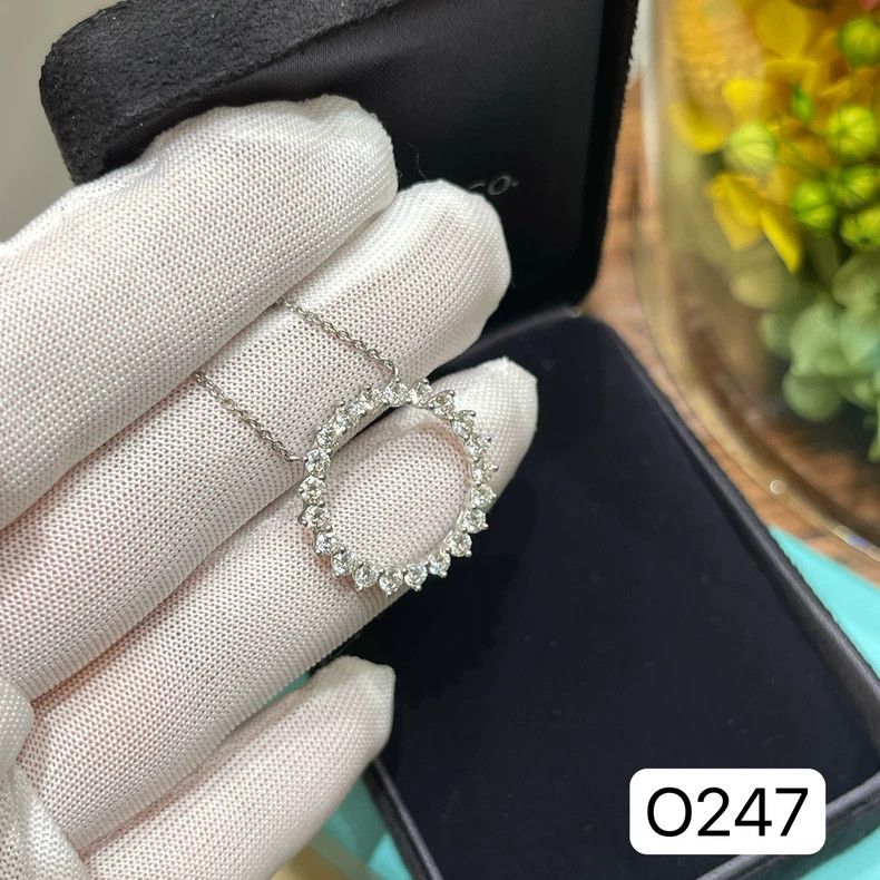 Tiffany & Co. Tiffany Hollow Circle Diamond Necklace Size ONE SIZE - 6 Thumbnail