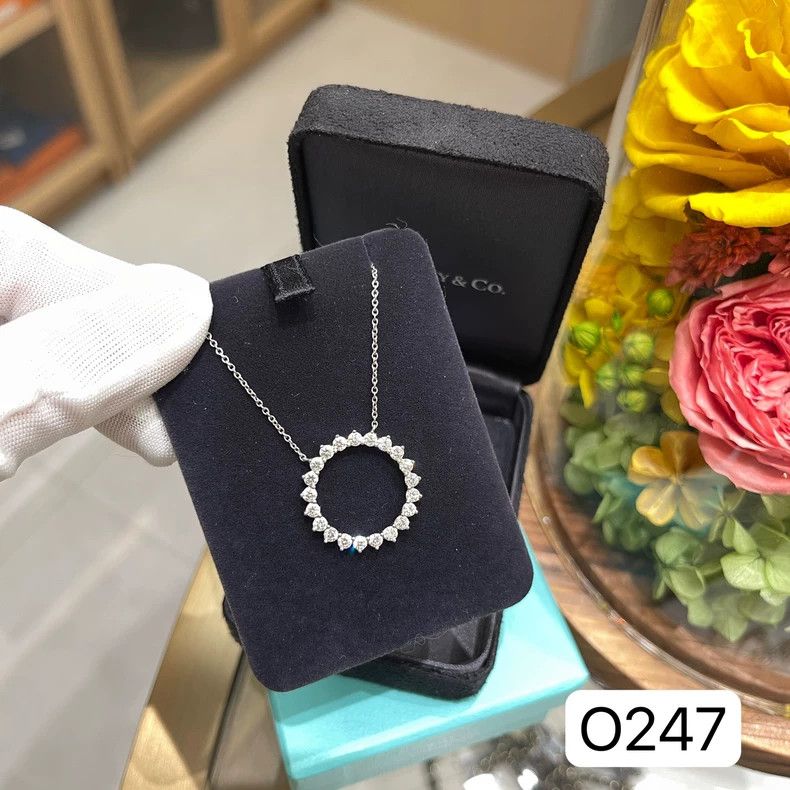 Tiffany & Co. Tiffany Hollow Circle Diamond Necklace Size ONE SIZE - 2 Thumbnail