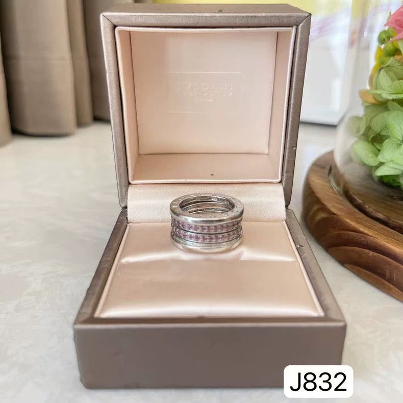Bottega Veneta BVLGARI Platinum Garnet Spring Ring with Box Size ONE SIZE - 3 Thumbnail