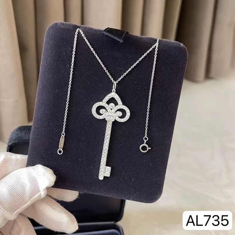 Tiffany & Co. Tiffany Key Necklace with Diamond Details Size ONE SIZE - 6 Thumbnail
