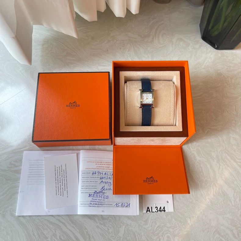 Hermes Hermes Watch with Blue Leather Strap Size ONE SIZE - 2 Thumbnail