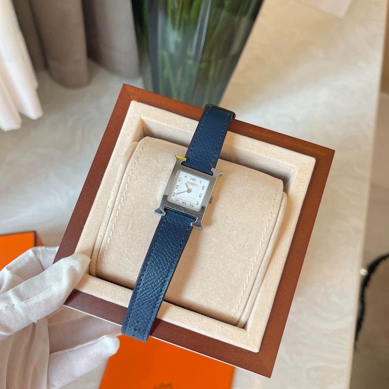 Hermes Hermes Watch with Blue Leather Strap Size ONE SIZE - 3 Thumbnail