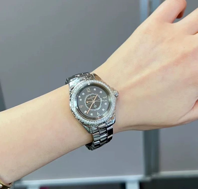 Chanel CHANEL J12 Titanium Diamond Quartz Watch Size ONE SIZE - 2 Thumbnail