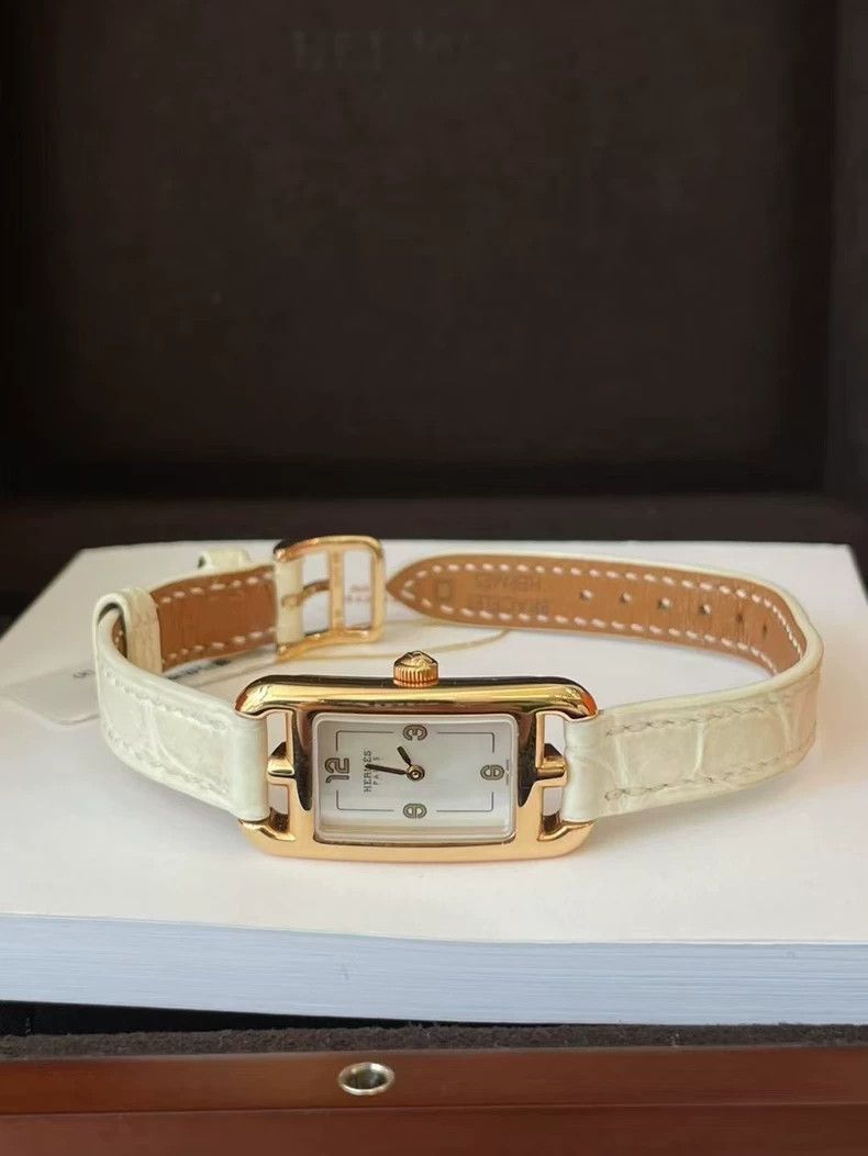 Hermes Hermes Nantucket Watch with Mother of Pearl Dial Size ONE SIZE - 7 Thumbnail