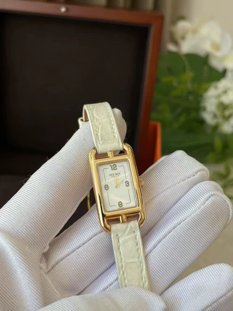 Hermes Hermes Nantucket Watch with Mother of Pearl Dial Size ONE SIZE - 3 Thumbnail