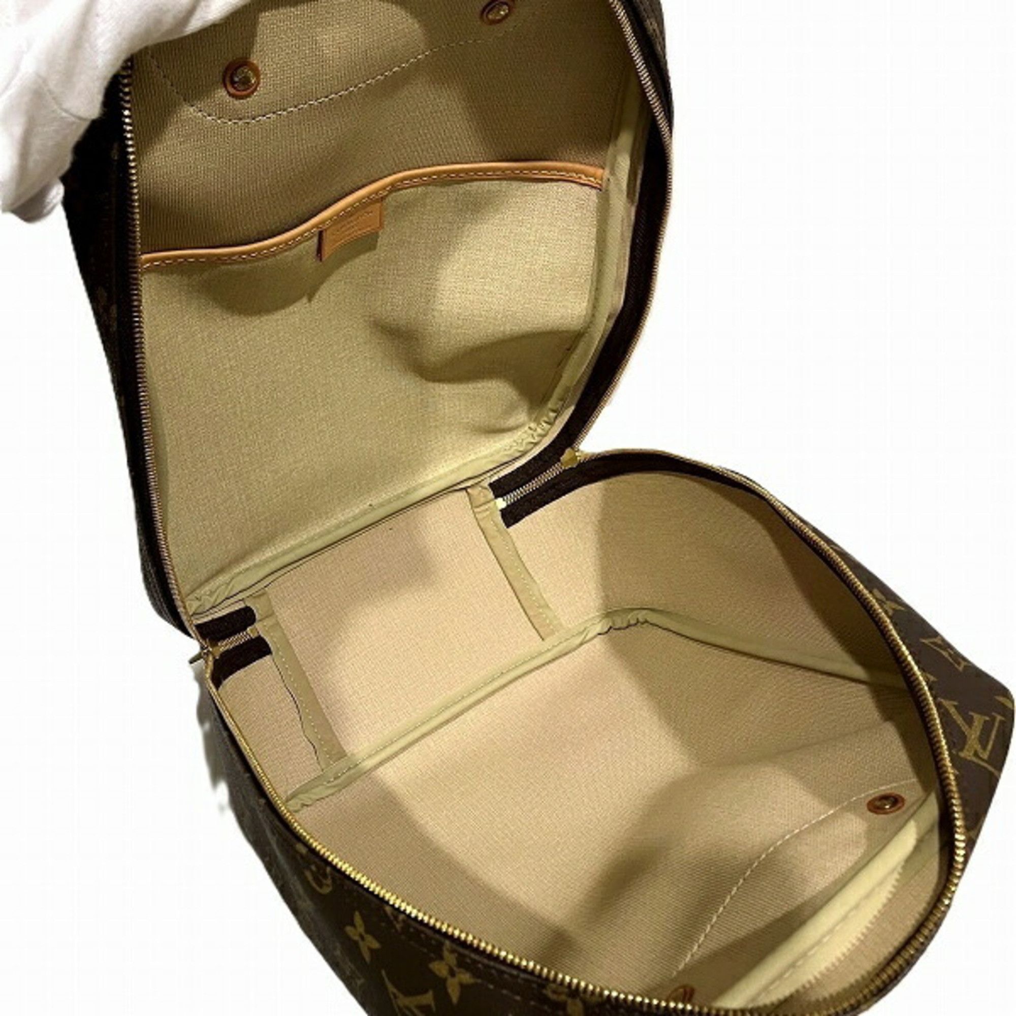 Louis Vuitton Louis Vuitton Excursion handbag Size ONE SIZE - 7 Thumbnail