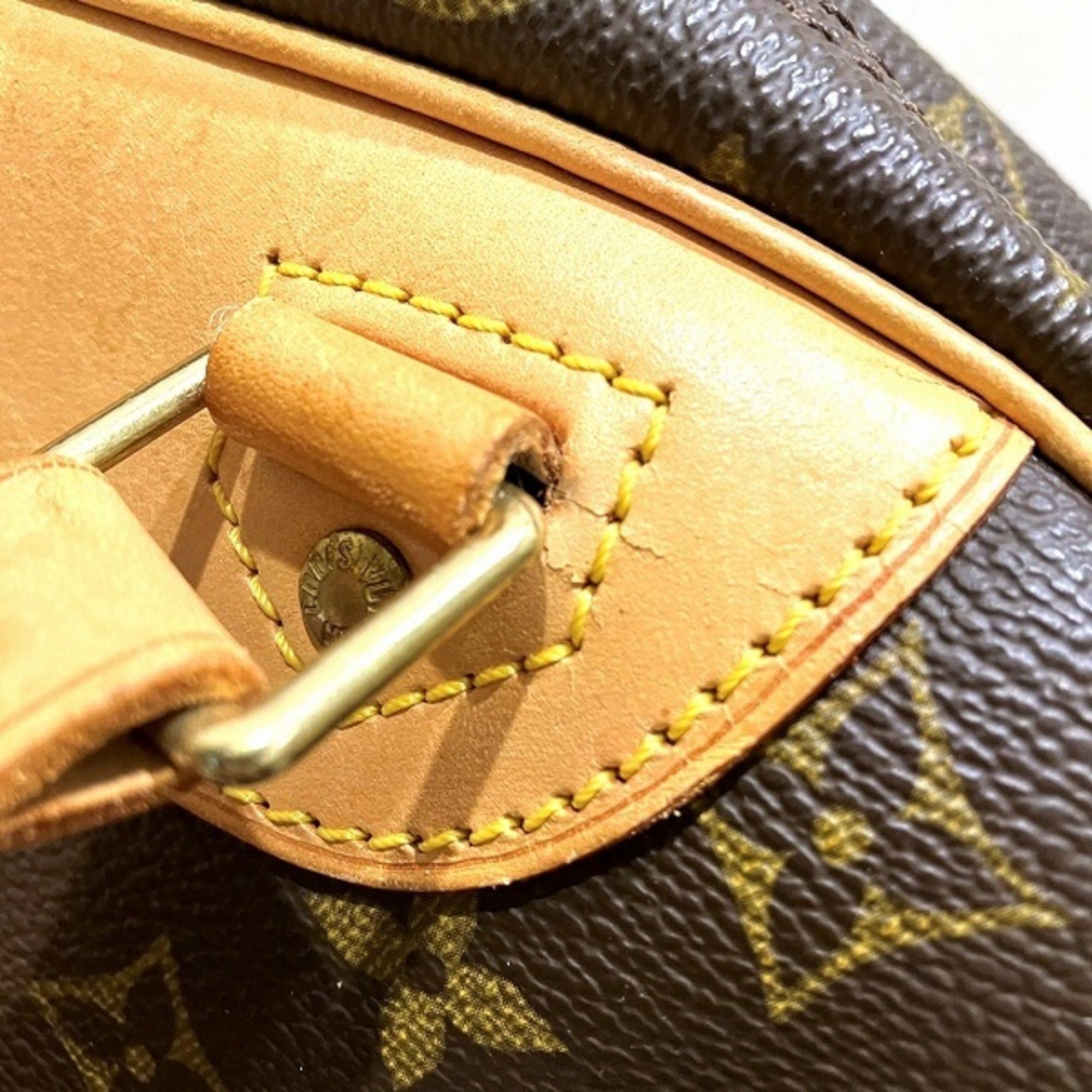 Louis Vuitton Louis Vuitton Excursion handbag Size ONE SIZE - 6 Thumbnail