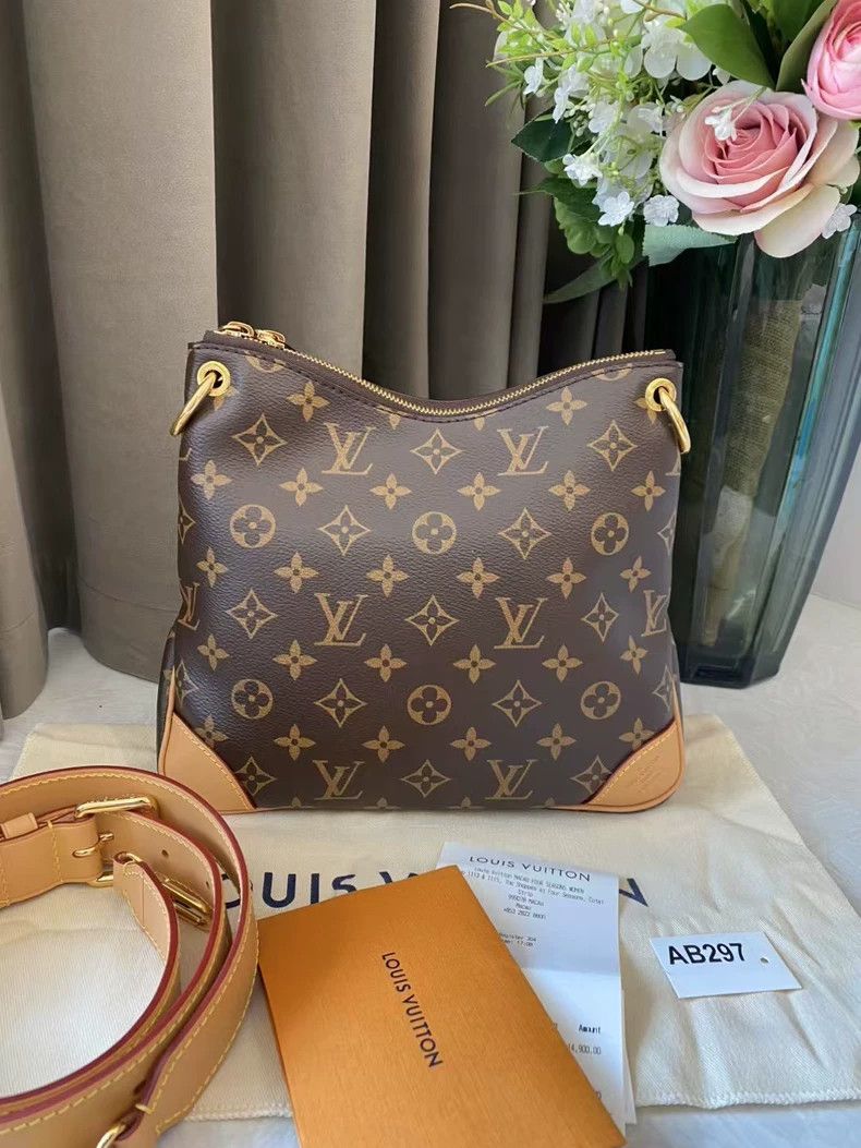 Louis Vuitton Louis Vuitton Small Shoulder Bag with Dust Bag Size ONE SIZE - 2 Thumbnail