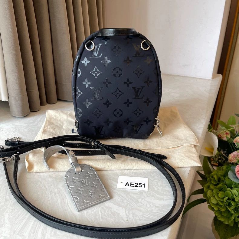 Louis Vuitton Louis Vuitton Palm Springs Mini Backpack Black Size ONE SIZE - 4 Thumbnail